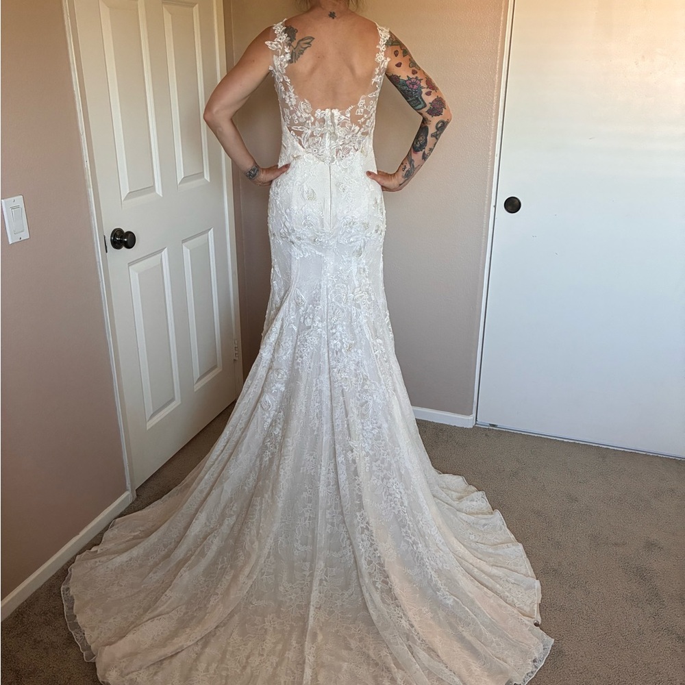 Floravere Lace Wedding Dress